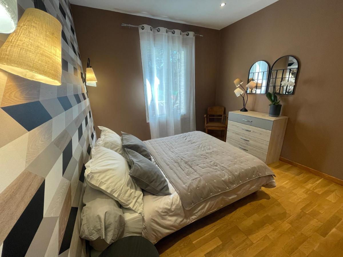 Bed and Breakfast Le Calme De La Garrigue Russan Exteriér fotografie